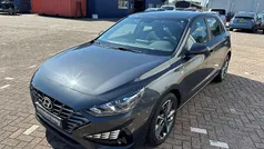 Hatchback Gebruikt 2023 Hyundai i30 Comfort Hatchback | € 20.950 (Eerlijke prijs)