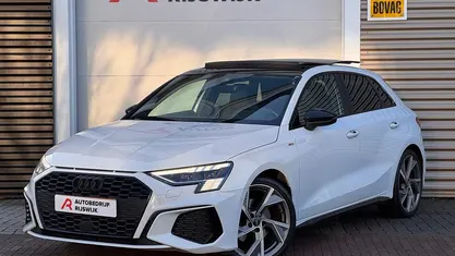 Occasion 2021 Audi A3 Sportback S-Line Hatchback | € 28.950 (Eerlijke prijs)