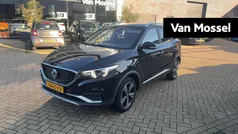 Zwart Gebruikt 2020 MG ZS Luxury Sedan | € 15.495 (Eerlijke prijs)