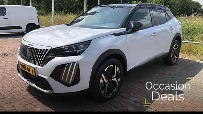 Wit Occasion 2025 Peugeot 2008 GT SUV | € 29.995 (Eerlijke prijs)