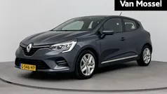 Gebruikt 2019 Renault Clio IV Zen Hatchback | € 12.935 (Eerlijke prijs)