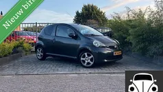Grijs Gebruikt 2006 Toyota Aygo Hatchback | € 2.499 (Eerlijke prijs)