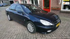 Peugeot 607