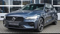 Denim blue Gebruikt 2023 Volvo V60 Plus Stationwagen | € 39.995 (Eerlijke prijs)