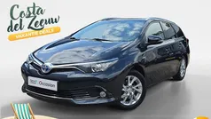 Grijs Gebruikt 2015 Toyota Auris Hybrid Stationwagen | € 13.940 (Eerlijke prijs)