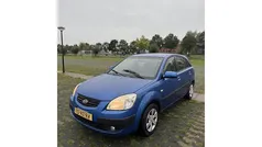 Gebruikt 2005 Kia Rio Hatchback | € 2.399 (Eerlijke prijs)