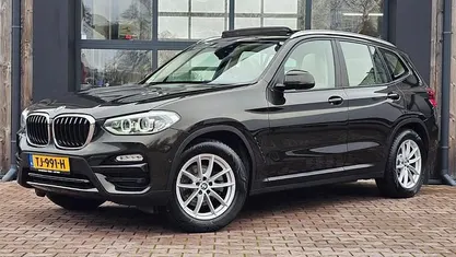 Bruin Occasion 2018 BMW X3 Executive SUV | € 26.950 (Eerlijke prijs)