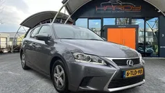 Grijs Gebruikt 2014 Lexus CT200h Hatchback | € 13.880 (Eerlijke prijs)