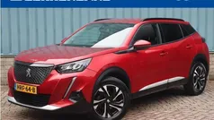 Rood Gebruikt 2021 Peugeot 2008 Allure SUV | € 19.295 (Goede deal)