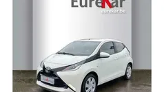 Gebruikt 2014 Toyota Aygo X-play Hatchback | € 8.990 (Eerlijke prijs)