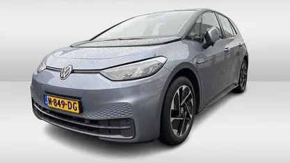 Gebruikt 2020 VW ID.3 Life Hatchback | € 17.450 (Eerlijke prijs)