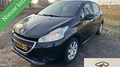 Occasion 2012 Peugeot 208 Access Hatchback | € 1.499 (Eerlijke prijs)