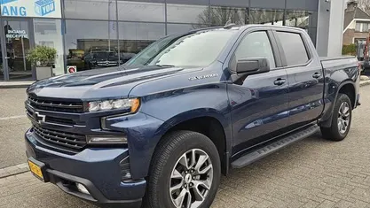 Blauw Occasion 2022 Chevrolet Silverado Van | € 47.950 (Eerlijke prijs)