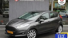 Grijs Gebruikt 2015 Ford Fiesta Titanium Hatchback | € 6.795 (Eerlijke prijs)