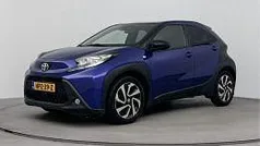 Blauw Gebruikt 2023 Toyota Aygo Limited Hatchback | € 18.445 (Eerlijke prijs)