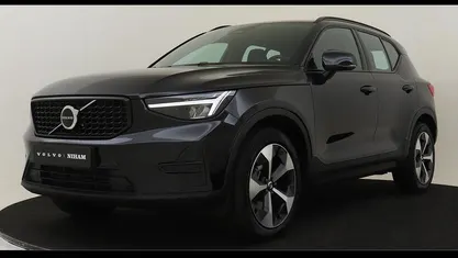 Zwart Occasion 2025 Volvo XC40 Plus SUV | € 41.690 (Eerlijke prijs)