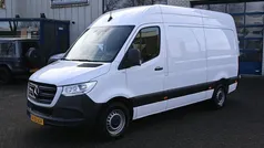 Wit Gebruikt 2023 Mercedes Sprinter Van | € 34.950 (Goede deal)