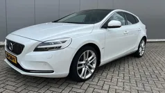 Wit Gebruikt 2016 Volvo V40 Inscription Stationwagen | € 10.900 (Goede deal)