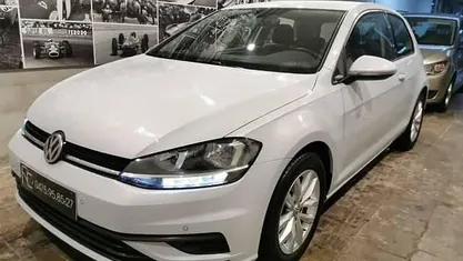 Gebruikt 2017 VW Golf Sedan | € 12.600 (Eerlijke prijs)