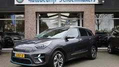 Grijs Gebruikt 2020 Kia e-Niro Comfort SUV | € 21.990 (Eerlijke prijs)