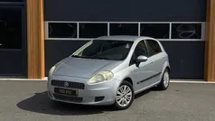 Gebruikt 2009 Fiat Grande Punto Lusso Hatchback | € 2.950 (Eerlijke prijs)