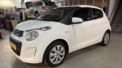 Wit Occasion 2021 Citroën C1 Feel Hatchback | € 9.850 (Eerlijke prijs)