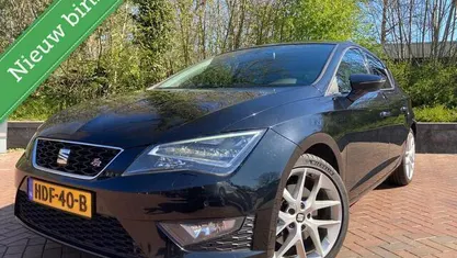 Occasion Seat Leon FR 179 PK (131 kW) 2015 Zwart Hatchback