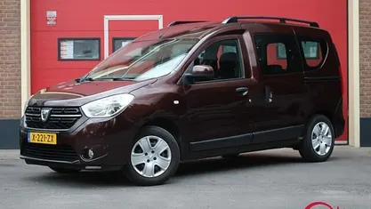 Gebruikt 2017 Dacia Dokker Ambiance MPV | € 7.450 (Goede deal)