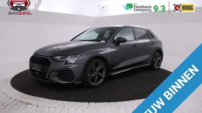 Grijs Gebruikt 2022 Audi A3 Sportback S-Line Hatchback | € 32.999 (Goede deal)