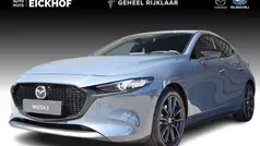 Blauw, metallic lak Nieuw 2024 Mazda 3 Homura-Line Hatchback | € 34.235 (Eerlijke prijs)