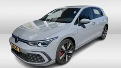 Grijs Gebruikt 2021 VW Golf VIII Select Hatchback | € 25.950 (Eerlijke prijs)