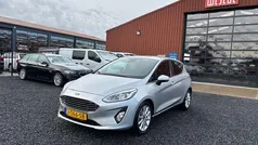Grijs Gebruikt 2019 Ford Fiesta Titanium Hatchback | € 15.950 (Eerlijke prijs)
