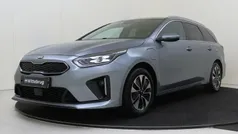 Grijs Gebruikt 2020 Kia Ceed Stationwagen | € 19.925 (Eerlijke prijs)
