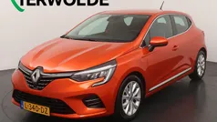 Gebruikt 2021 Renault Clio V Intens Hatchback | € 14.840 (Eerlijke prijs)