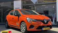 Gebruikt 2023 Renault Clio V Equilibre Hatchback | € 18.645 (Eerlijke prijs)