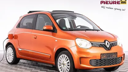 Rood Gebruikt 2021 Renault Twingo Vibes Hatchback | € 12.490 (Eerlijke prijs)