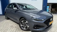 Grijs Gebruikt 2024 Hyundai i30 Comfort Hatchback | € 23.445 (Eerlijke prijs)