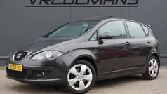 Zwart, metallic lak Gebruikt 2006 Seat Altea Stylance MPV | € 1.250 (Goede deal)