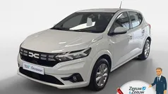 Gebruikt 2023 Dacia Sandero Expression Hatchback | € 16.935 (Eerlijke prijs)