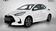 Wit Gebruikt 2022 Toyota Yaris Hybrid Business Edition Hatchback | € 20.950 (Eerlijke prijs)