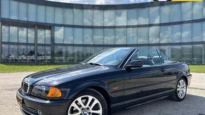 Zwart Gebruikt 2001 BMW 330 Cabriolet Executive Cabriolet | € 17.880 (Eerlijke prijs)