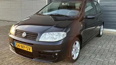Zwart Gebruikt 2004 Fiat Punto Hatchback | € 1.999 (Eerlijke prijs)