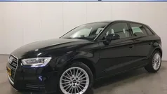 Zwart, metallic lak Gebruikt 2018 Audi A3 Sportback Proline Hatchback | € 15.995 (Goede deal)