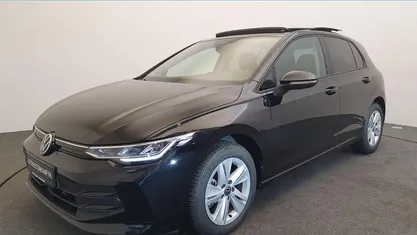 Gebruikt 2024 VW Golf VIII Edition Hatchback | € 33.450 (Eerlijke prijs)