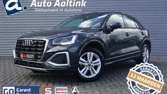 Grijs Gebruikt 2022 Audi Q2 Basis SUV | € 25.675 (Eerlijke prijs)