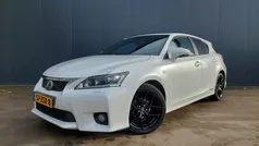 Lexus CT200h