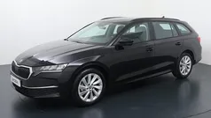 Zwart Gebruikt 2024 Skoda Octavia Business Line Stationwagen | € 29.840 (Eerlijke prijs)