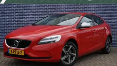 Rood Gebruikt 2016 Volvo V40 Stationwagen | € 13.899 (Eerlijke prijs)