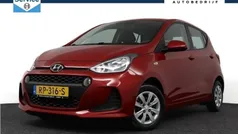 Rood Gebruikt 2018 Hyundai i10 Comfort Hatchback | € 8.645 (Eerlijke prijs)