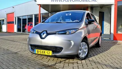 Occasion Renault Zoe Zen 65 kW (89 PK) 2013 Grijs Hatchback